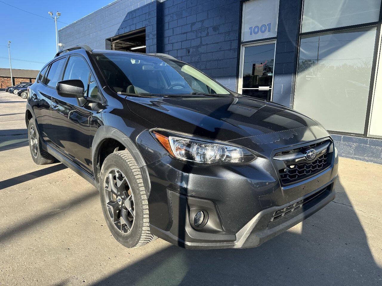 Used 2018 Subaru Crosstrek 2.0i Premium w/ Eyesight System AWD/4WD image 2