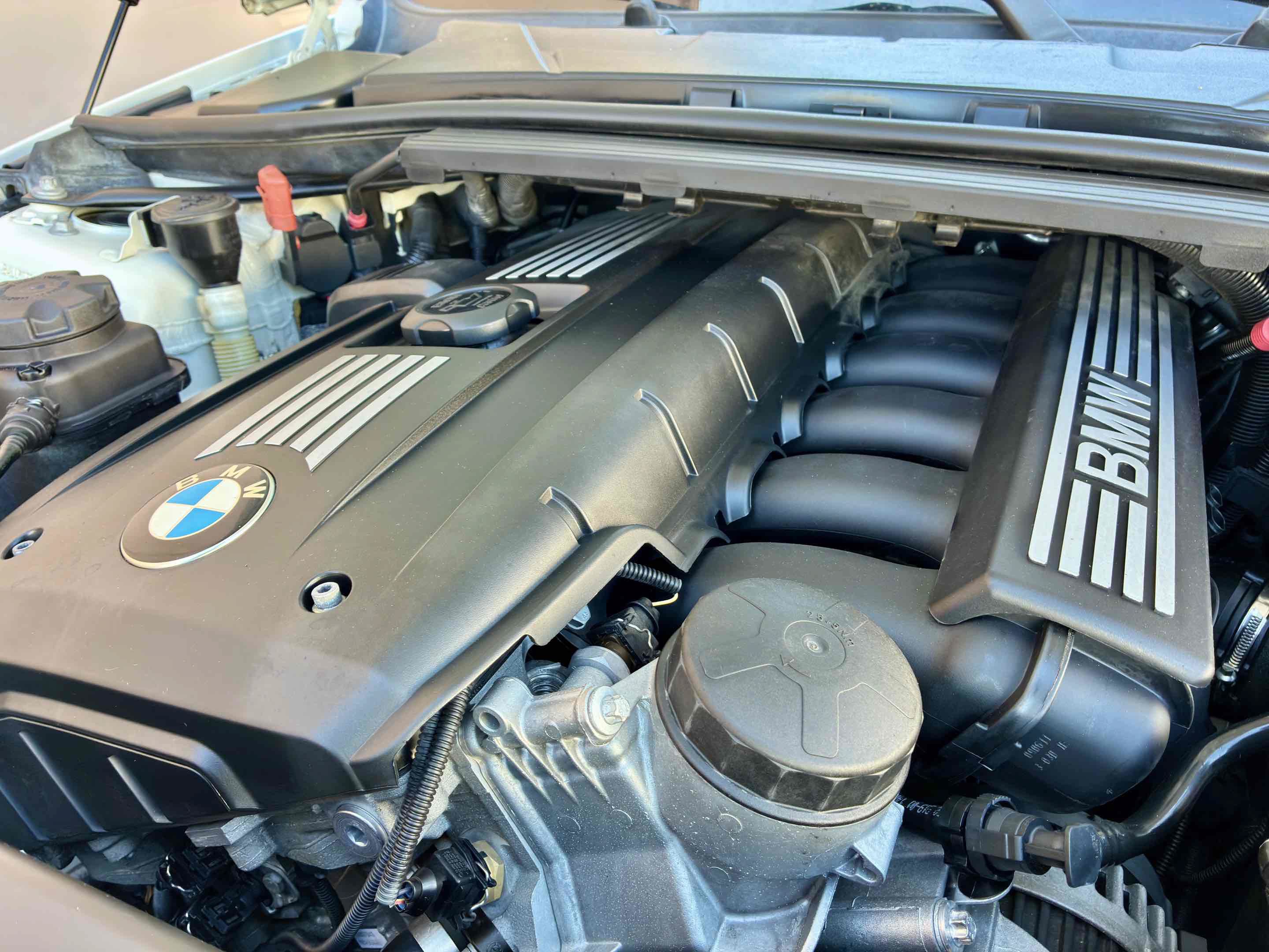 Used 2011 BMW 328i xDrive Wagon AWD/4WD image 61
