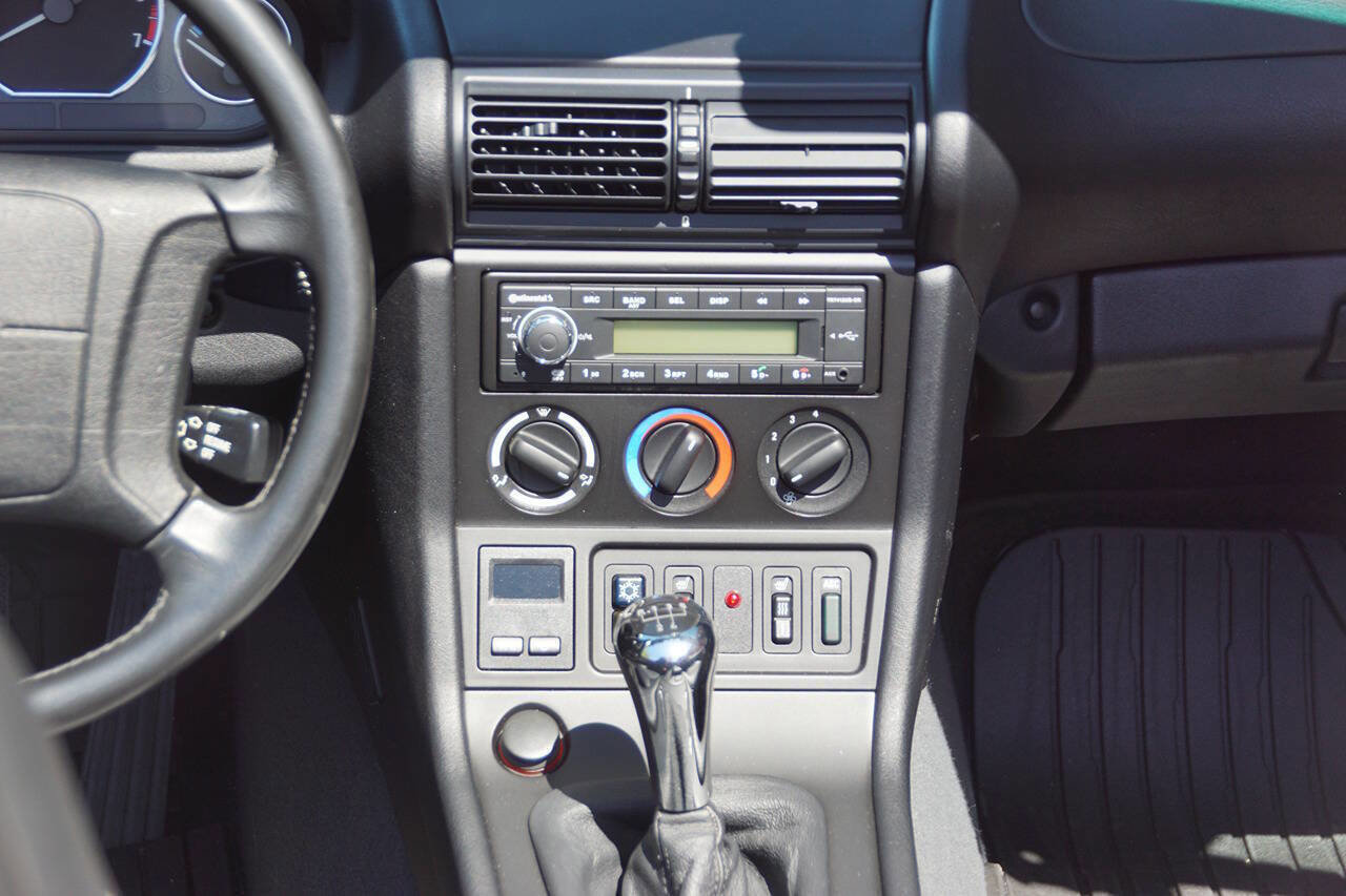 Used 1997 BMW Z3 1.9 RWD image 18