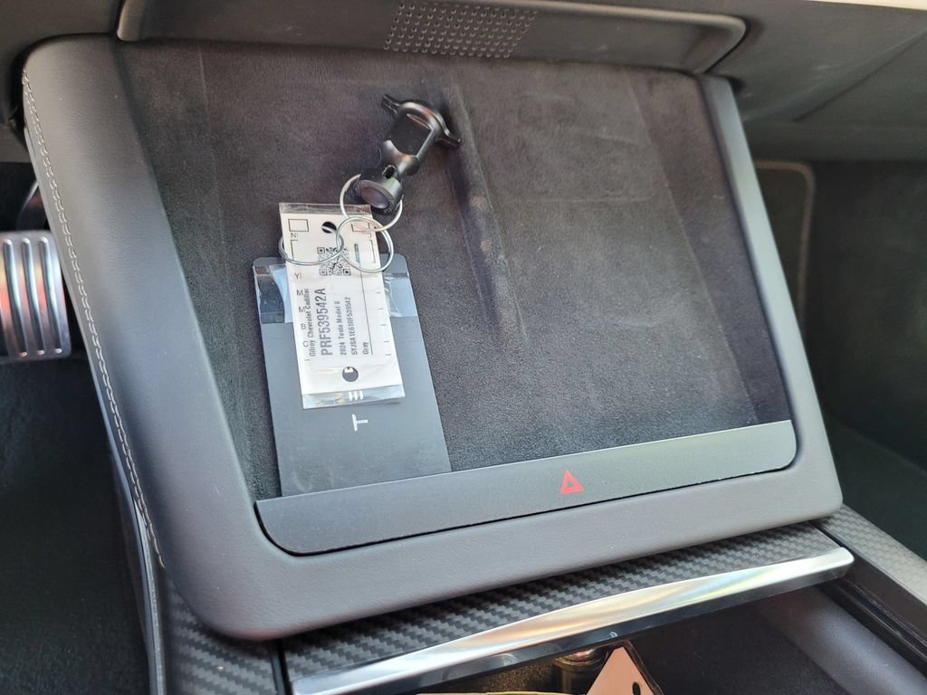 Used 2024 Tesla Model S Plaid AWD/4WD image 21