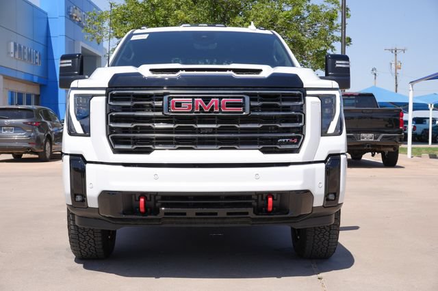 New 2026 GMC Sierra 2500 AT4 w/ AT4 Premium Plus Package AWD/4WD image 8