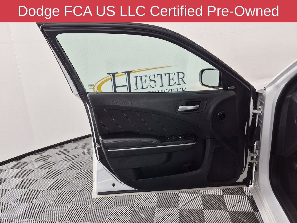 Certified 2022 Dodge Charger SXT AWD/4WD image 14