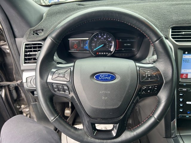 Used 2018 Ford Explorer Sport w/ Equipment Group 401A image 11