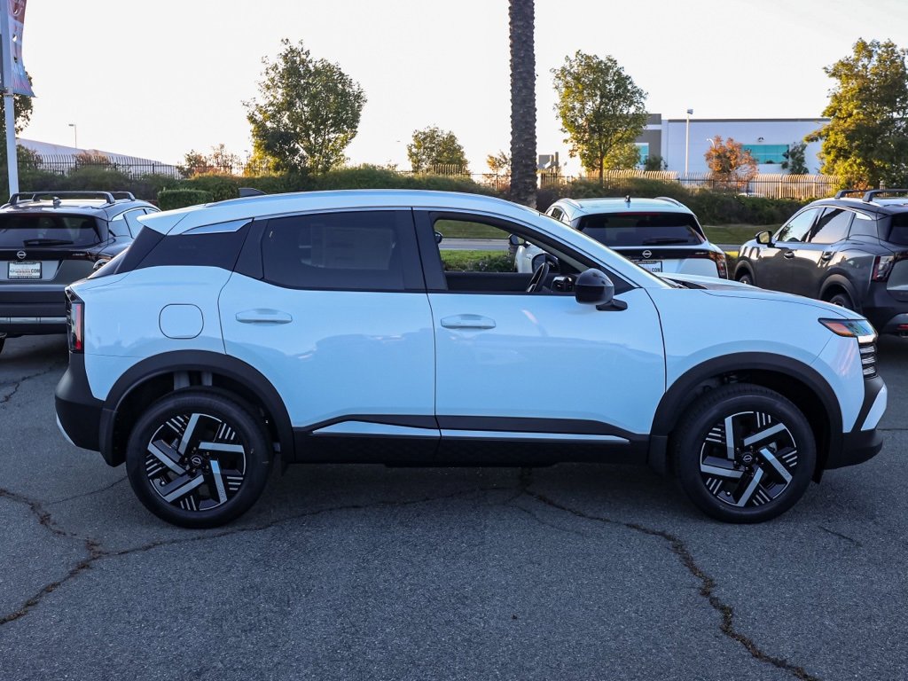New 2026 Nissan Kicks SV image 3