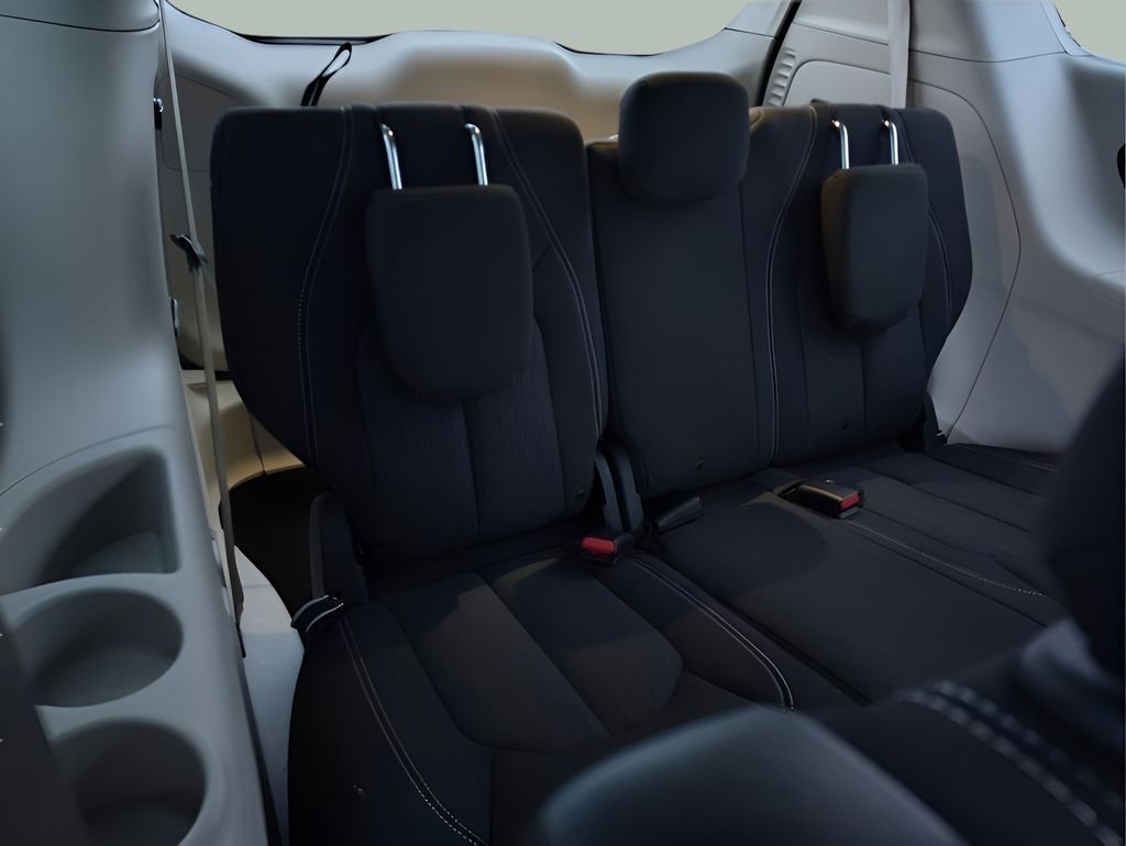 Used 2020 Chrysler Voyager LX FWD image 27