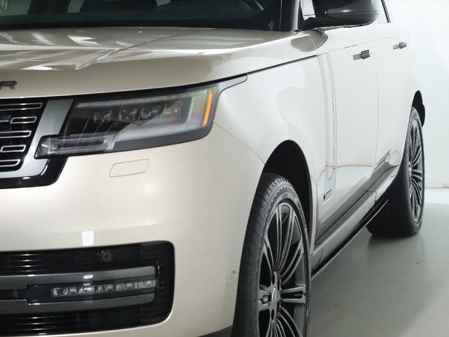Certified 2025 Land Rover Range Rover Long Wheelbase Autobiography AWD/4WD image 14