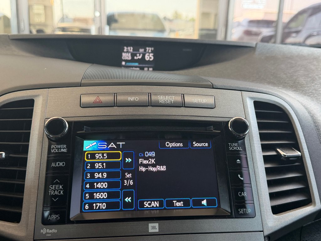 Used 2013 Toyota Venza XLE w/ XLE Premium Pkg AWD/4WD image 11
