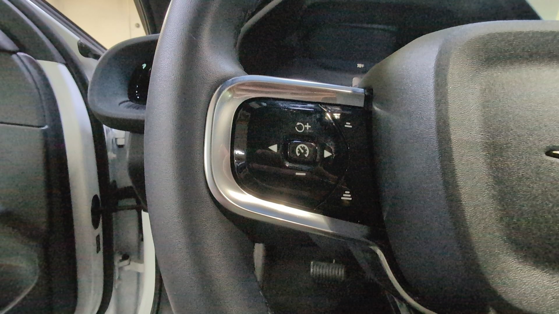 Certified 2023 Polestar Polestar 2 AWD/4WD image 10