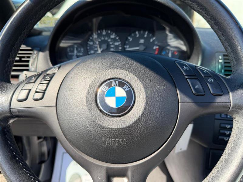 Used 2002 BMW 325Ci Convertible image 21