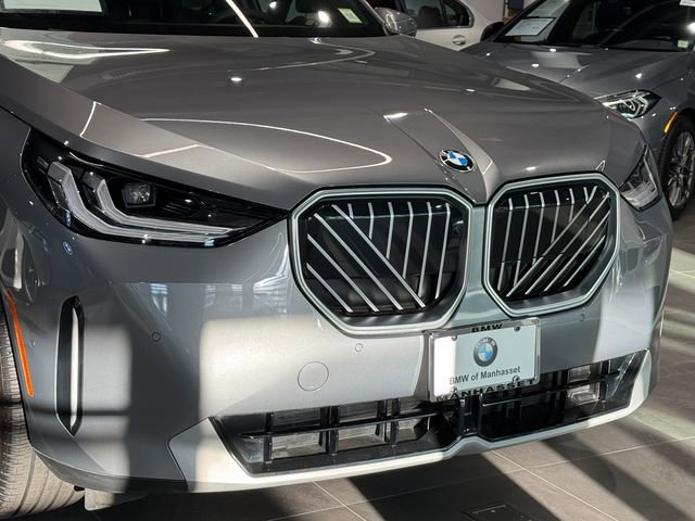 Certified 2025 BMW X3 xDrive30i w/ Premium Package image 8