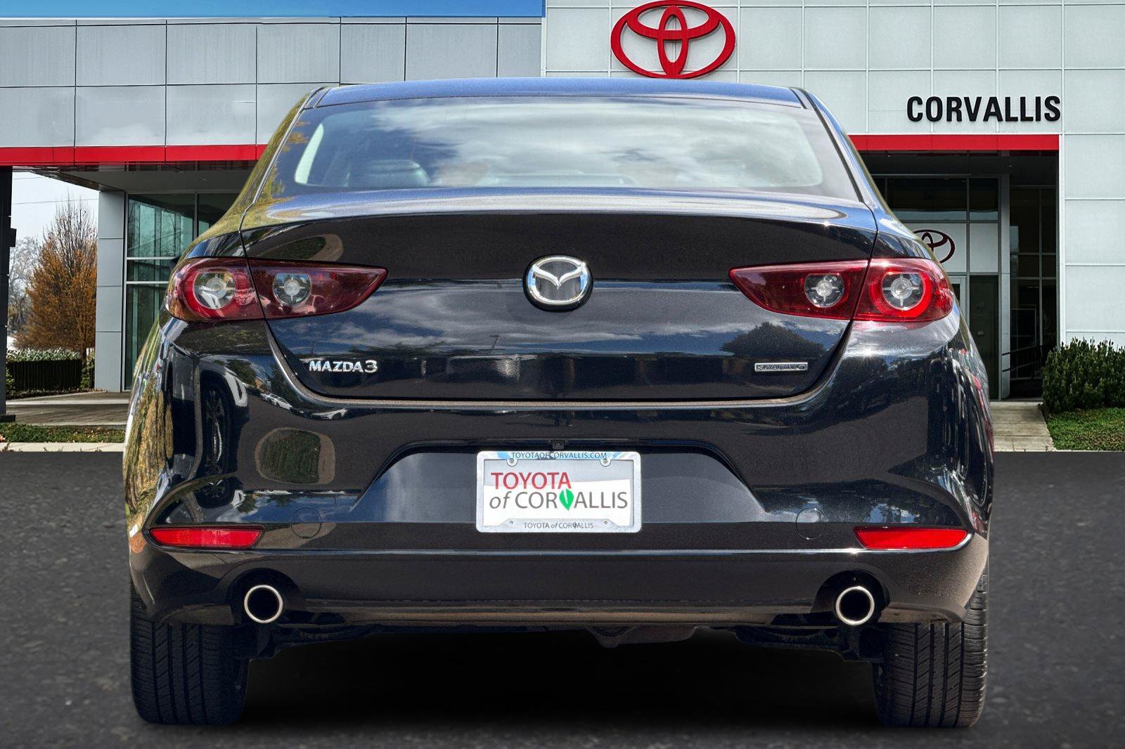 Used 2024 MAZDA MAZDA3 s FWD image 5