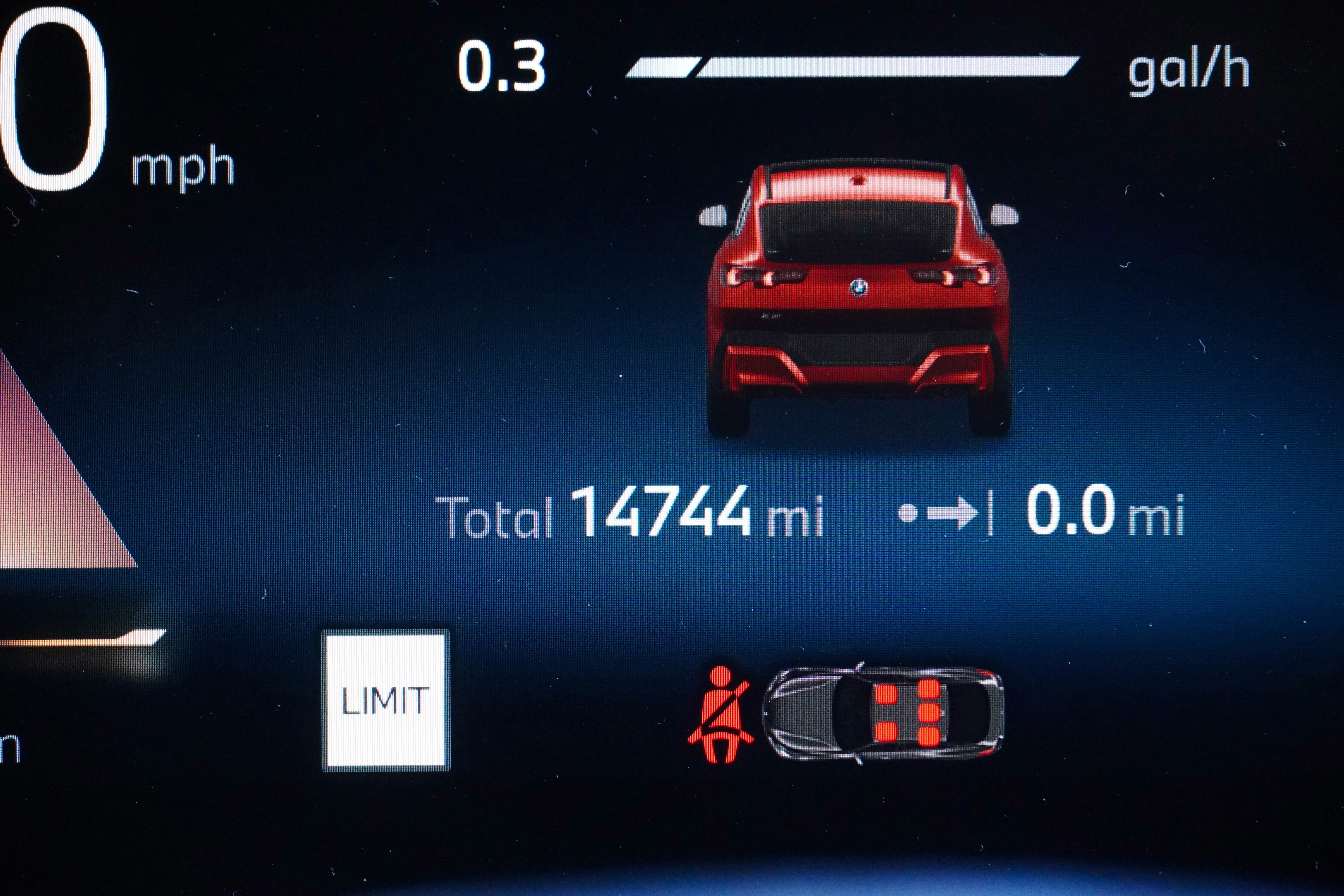 Certified 2025 BMW X2 xDrive28i image 19