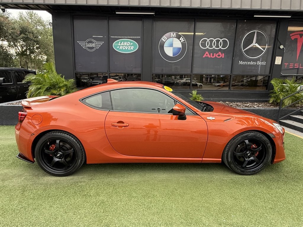 Used 2016 Scion FR-S RWD image 8