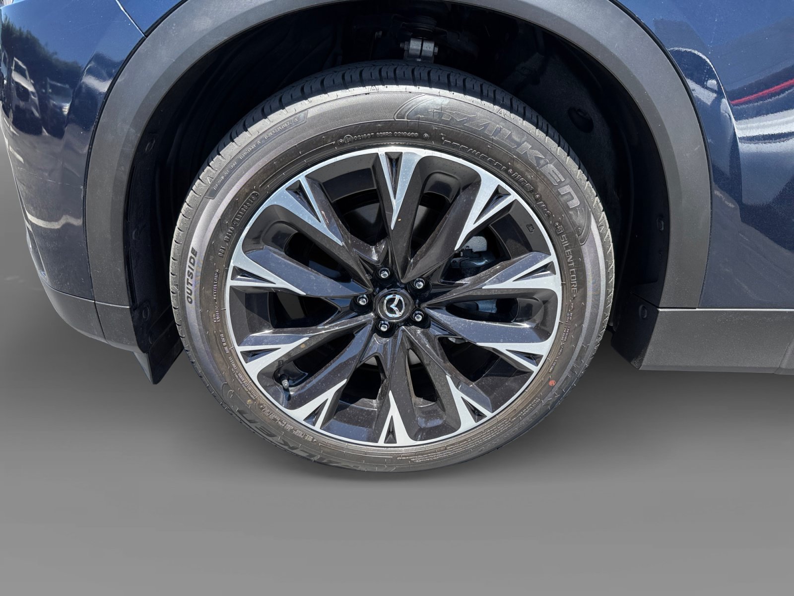Certified 2024 MAZDA CX-90 Plug-In Hybrid w/ Premium Plus AWD/4WD image 9