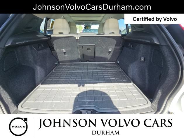 Used 2026 Volvo XC40 B5 Plus AWD/4WD image 12