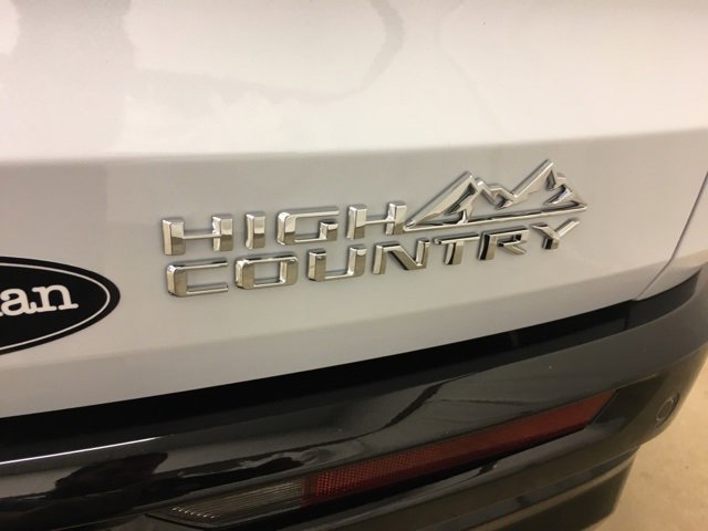 New 2026 Chevrolet Traverse High Country w/ LPO, Floor Liner Package image 14
