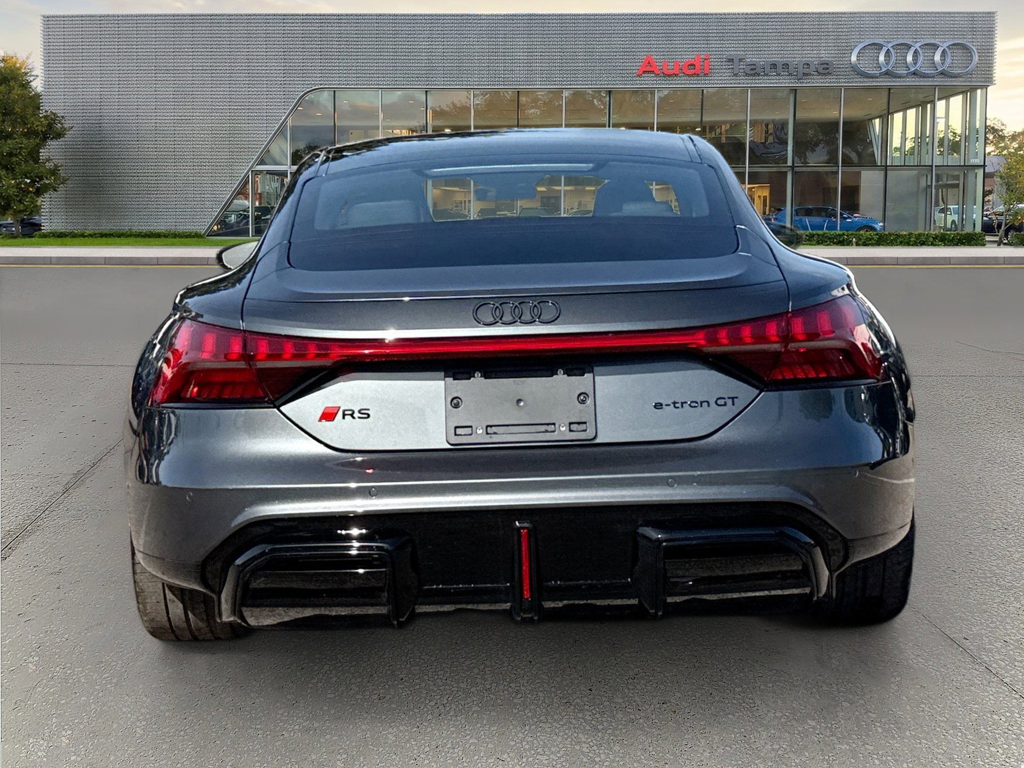 New 2026 Audi RS e-tron GT performance image 4