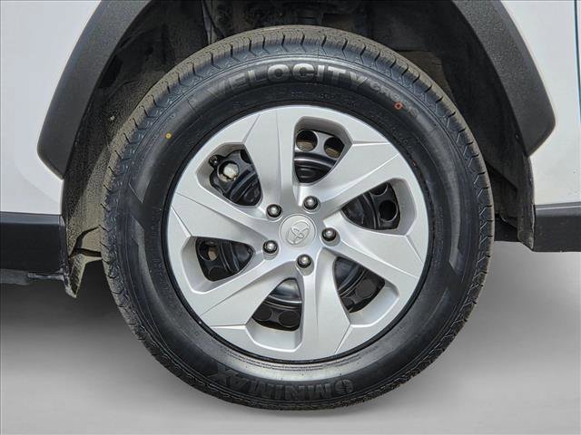 Used 2024 Toyota RAV4 LE image 23