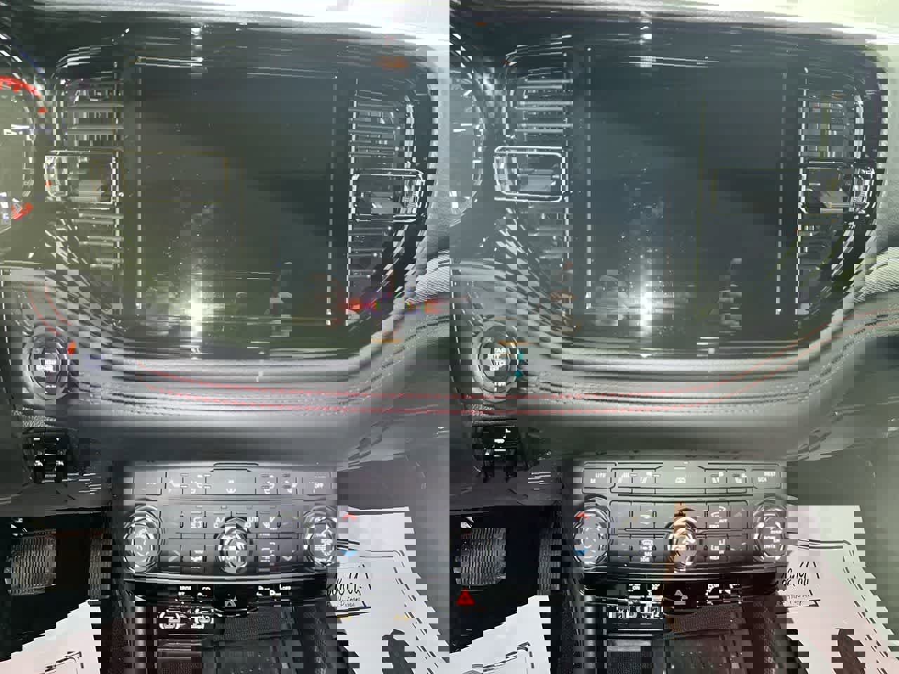 Used 2025 Dodge Durango R/T image 21