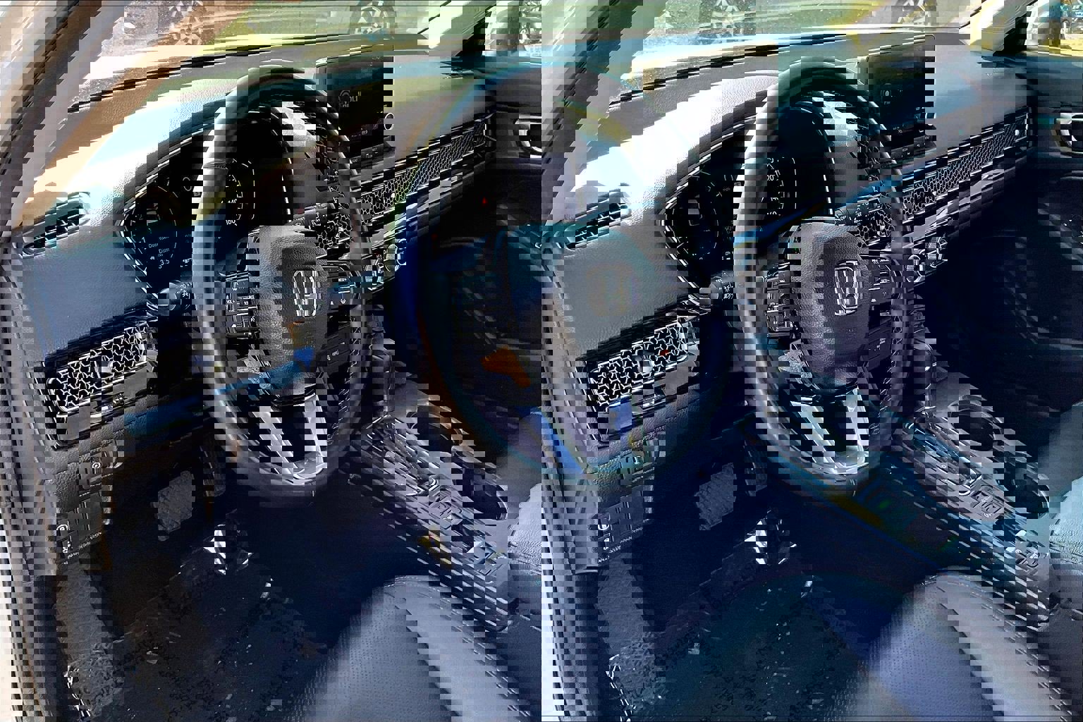 Used 2024 Honda Civic EX-L image 13