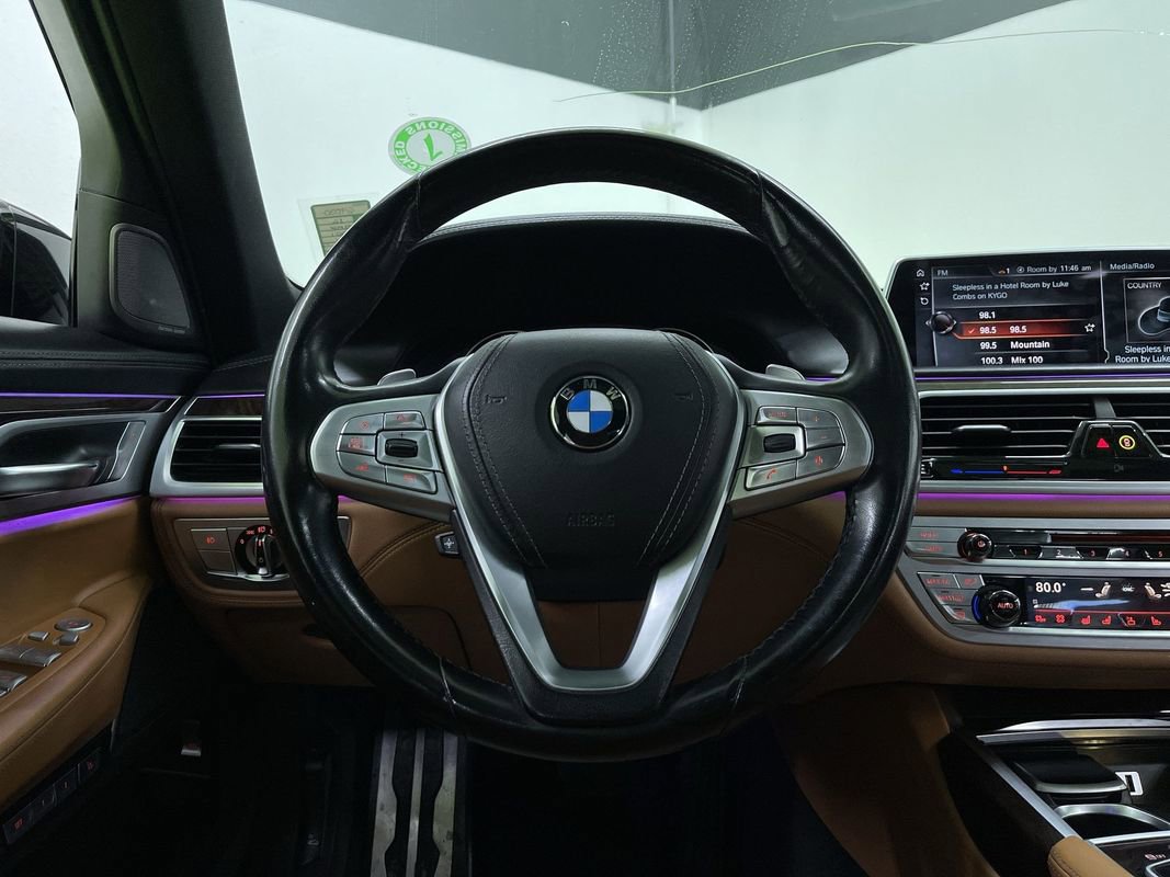 Used 2016 BMW 750i xDrive image 21