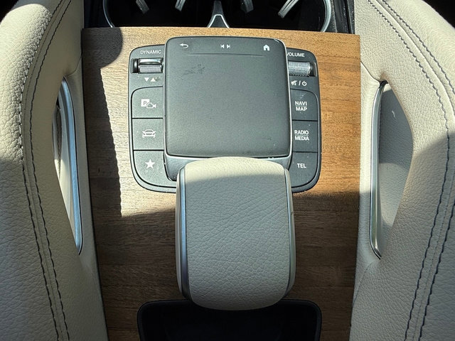 Used 2023 Mercedes-Benz GLE 350 4MATIC image 32