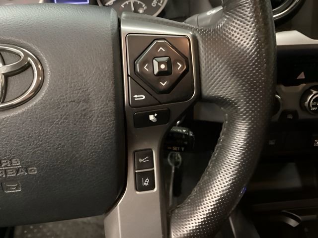 Used 2019 Toyota Tacoma SR5 AWD/4WD image 17