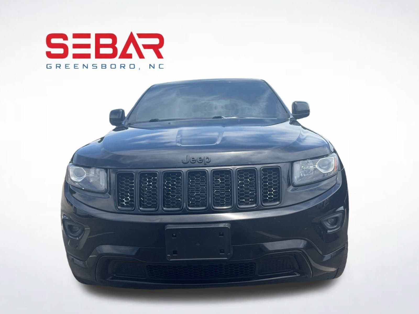 Used 2014 Jeep Grand Cherokee Altitude AWD/4WD image 5