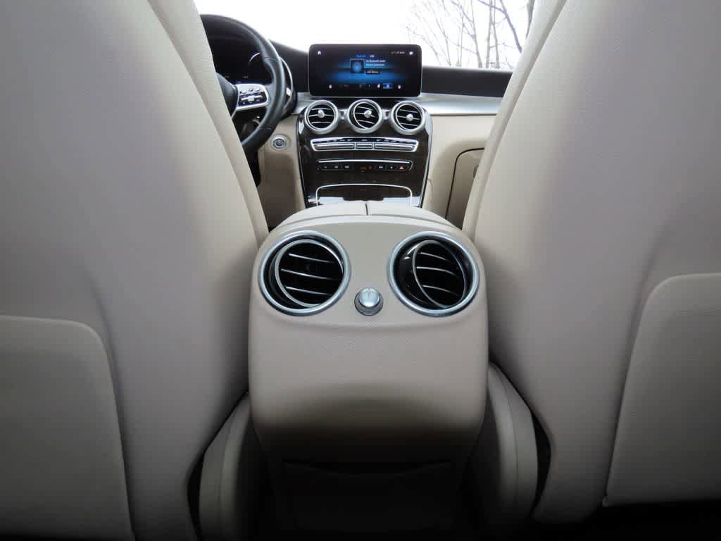 Used 2021 Mercedes-Benz GLC 300 4MATIC image 23