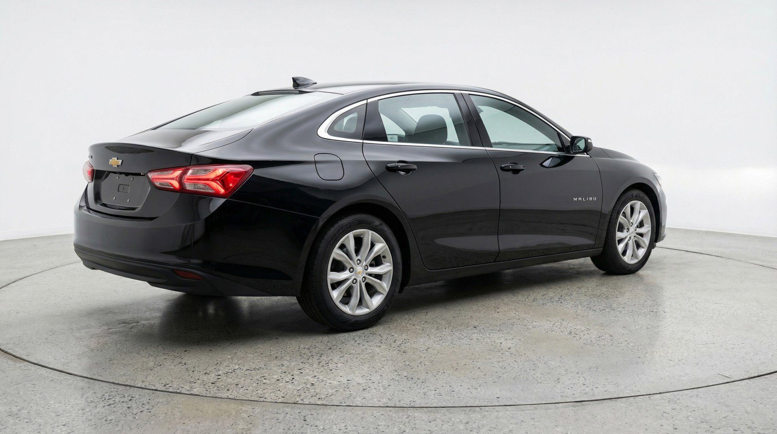 Used 2024 Chevrolet Malibu LT FWD image 9