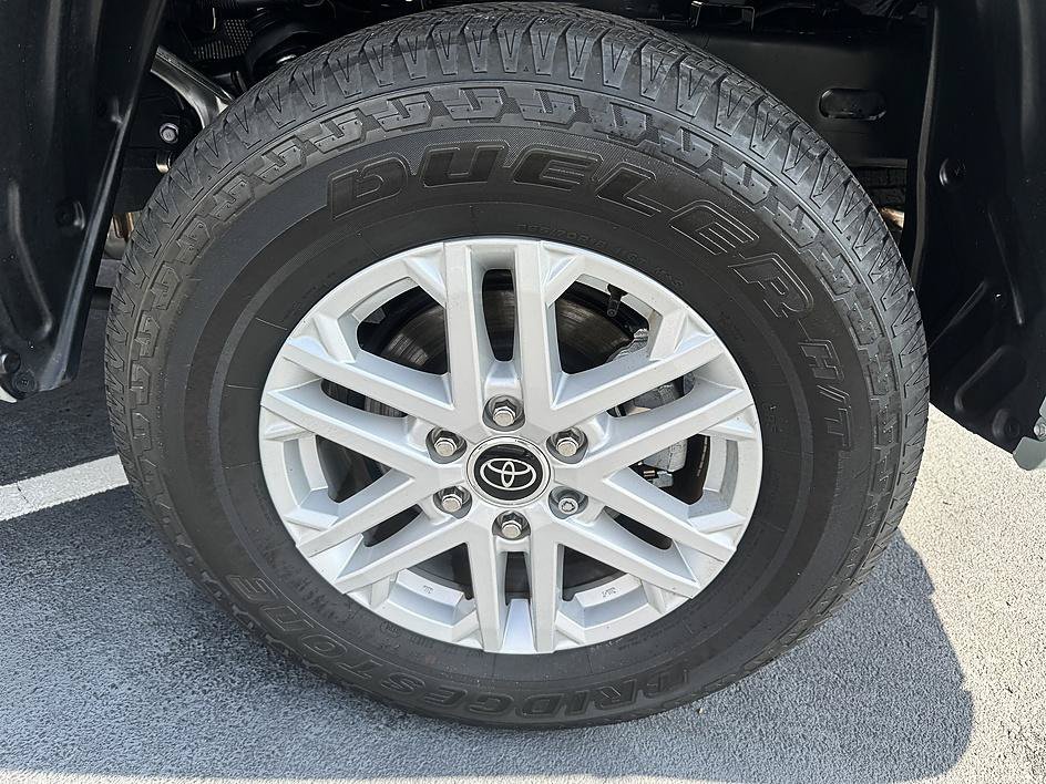 Used 2024 Toyota Tundra SR5 AWD/4WD image 27