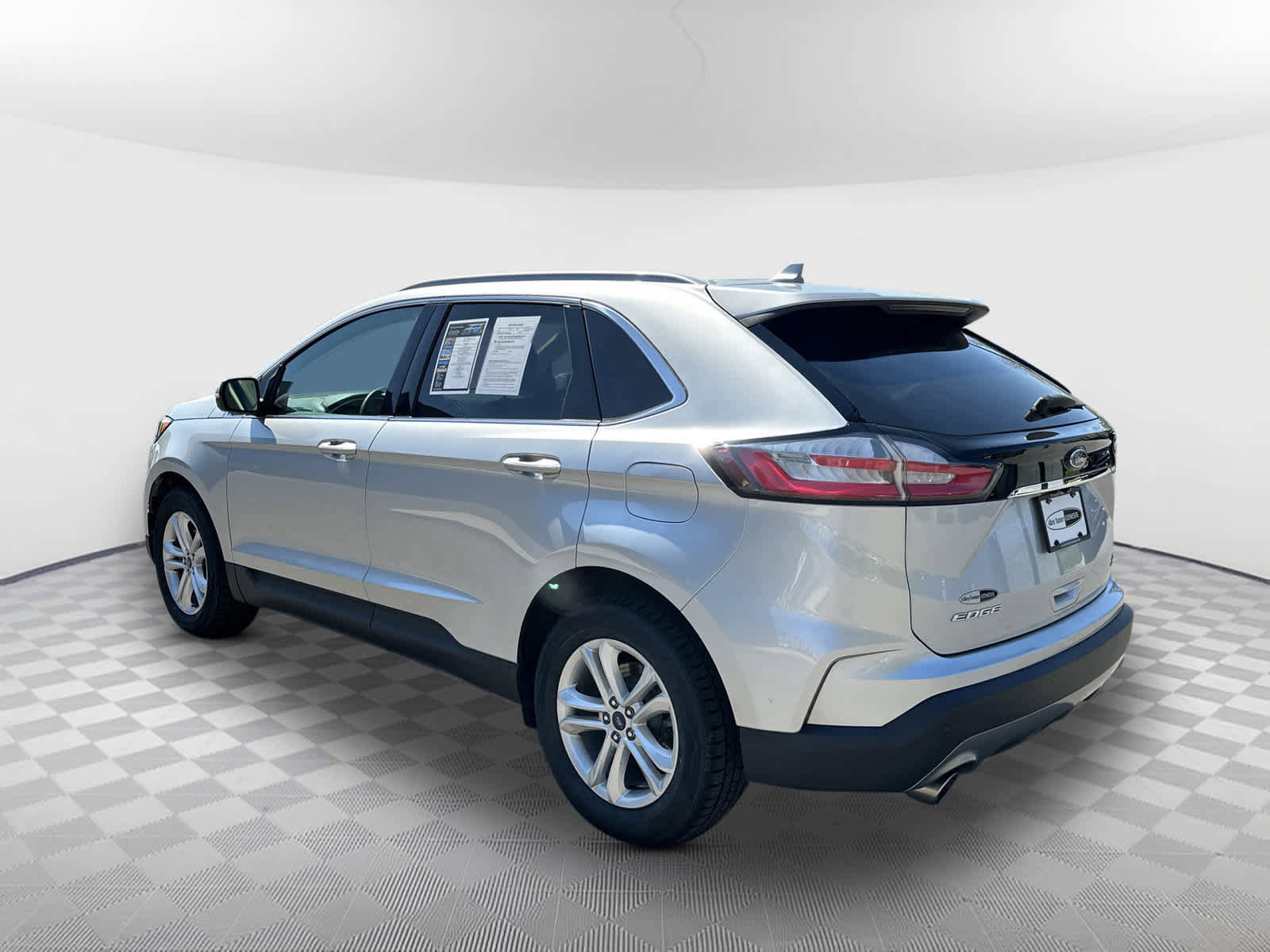 Used 2019 Ford Edge SEL w/ Equipment Group 201A image 5