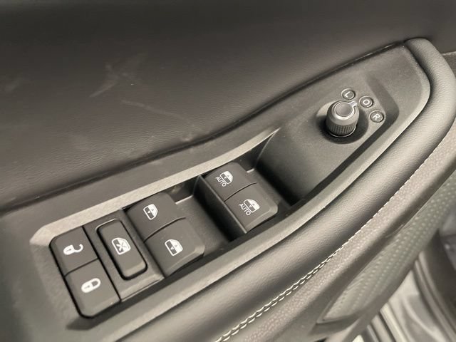 New 2026 Jeep Grand Cherokee L 4WD image 18