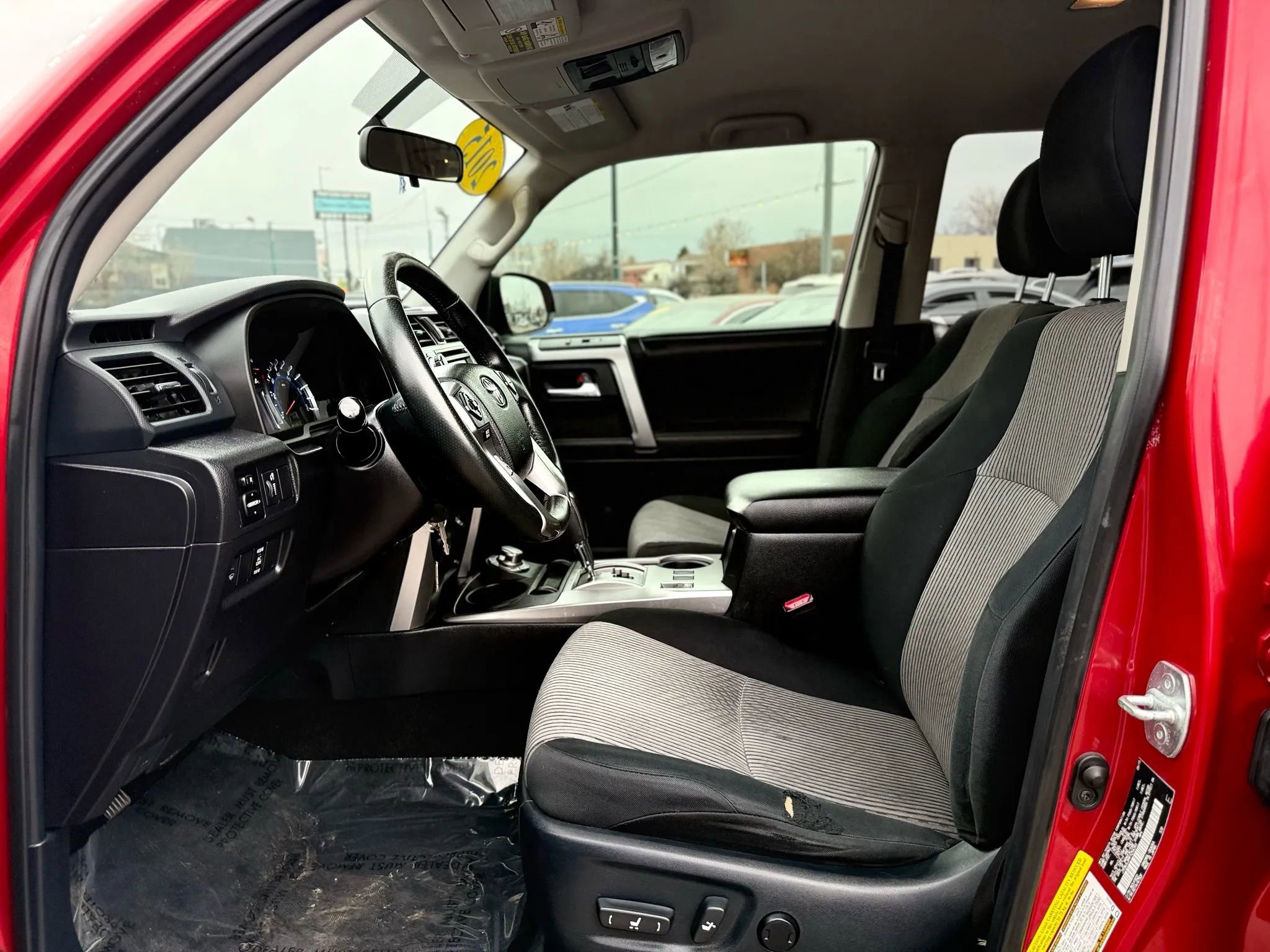 Used 2015 Toyota 4Runner SR5 image 12