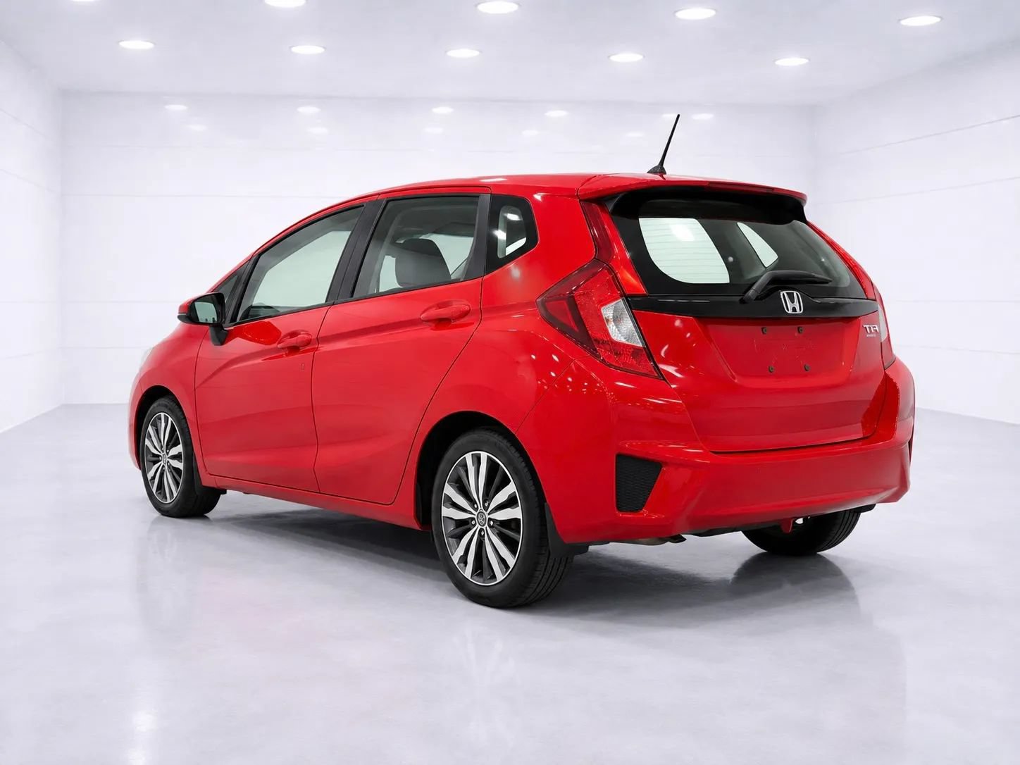 Used 2015 Honda Fit EX image 3