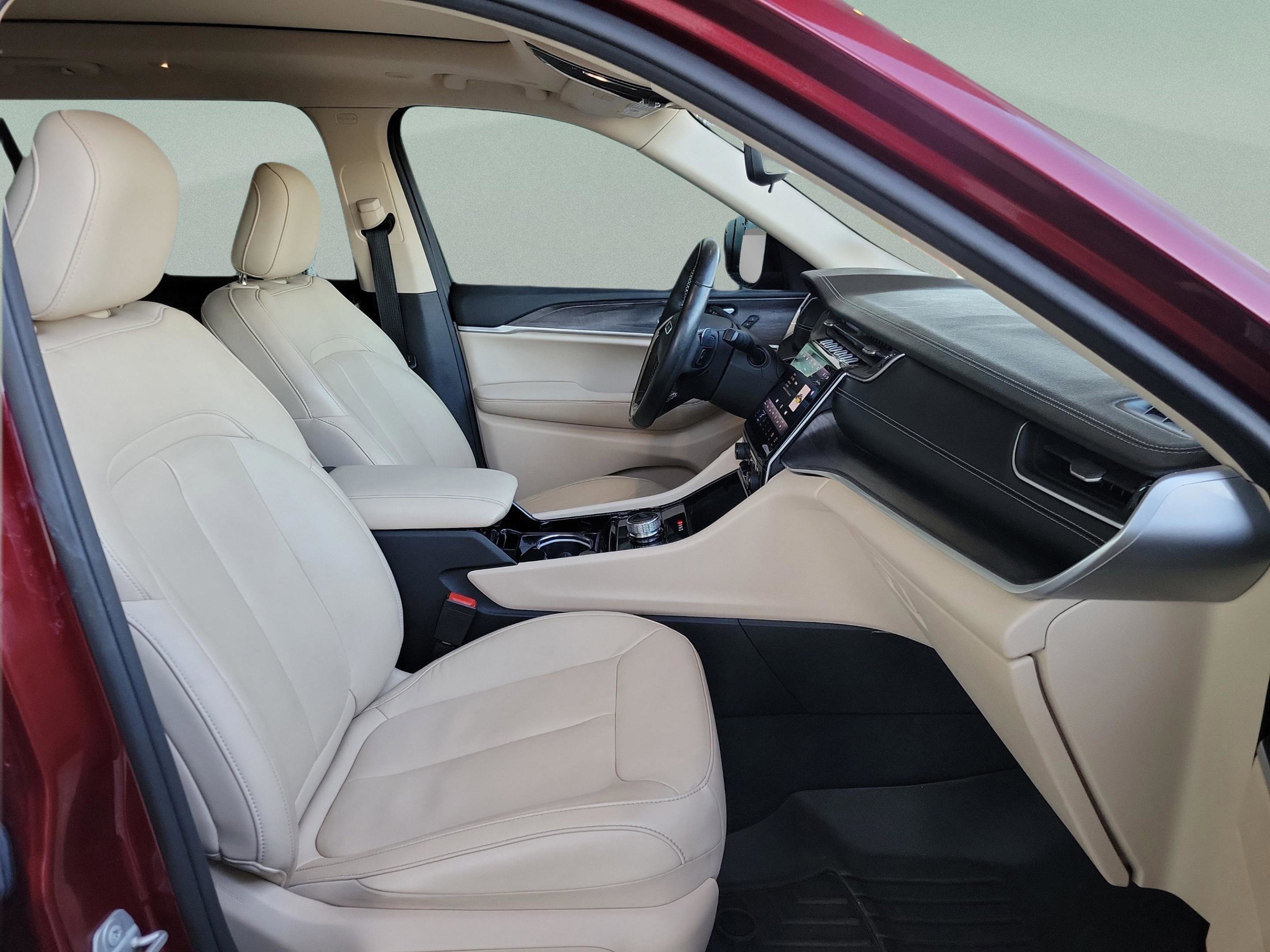 Used 2021 Jeep Grand Cherokee L Limited image 7