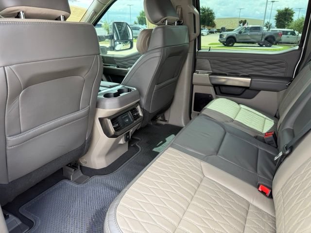 Used 2025 Ford F350 Platinum w/ Platinum Plus Package AWD/4WD image 21