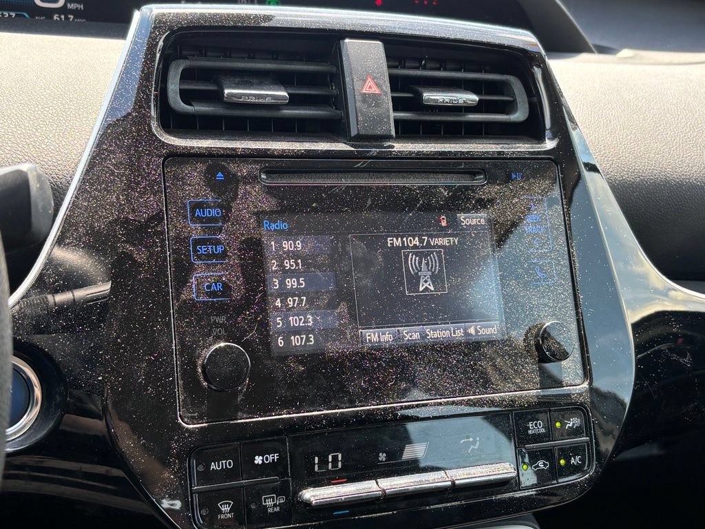 Used 2017 Toyota Prius Two w/ Prius Two Safety Plus Package FWD image 8