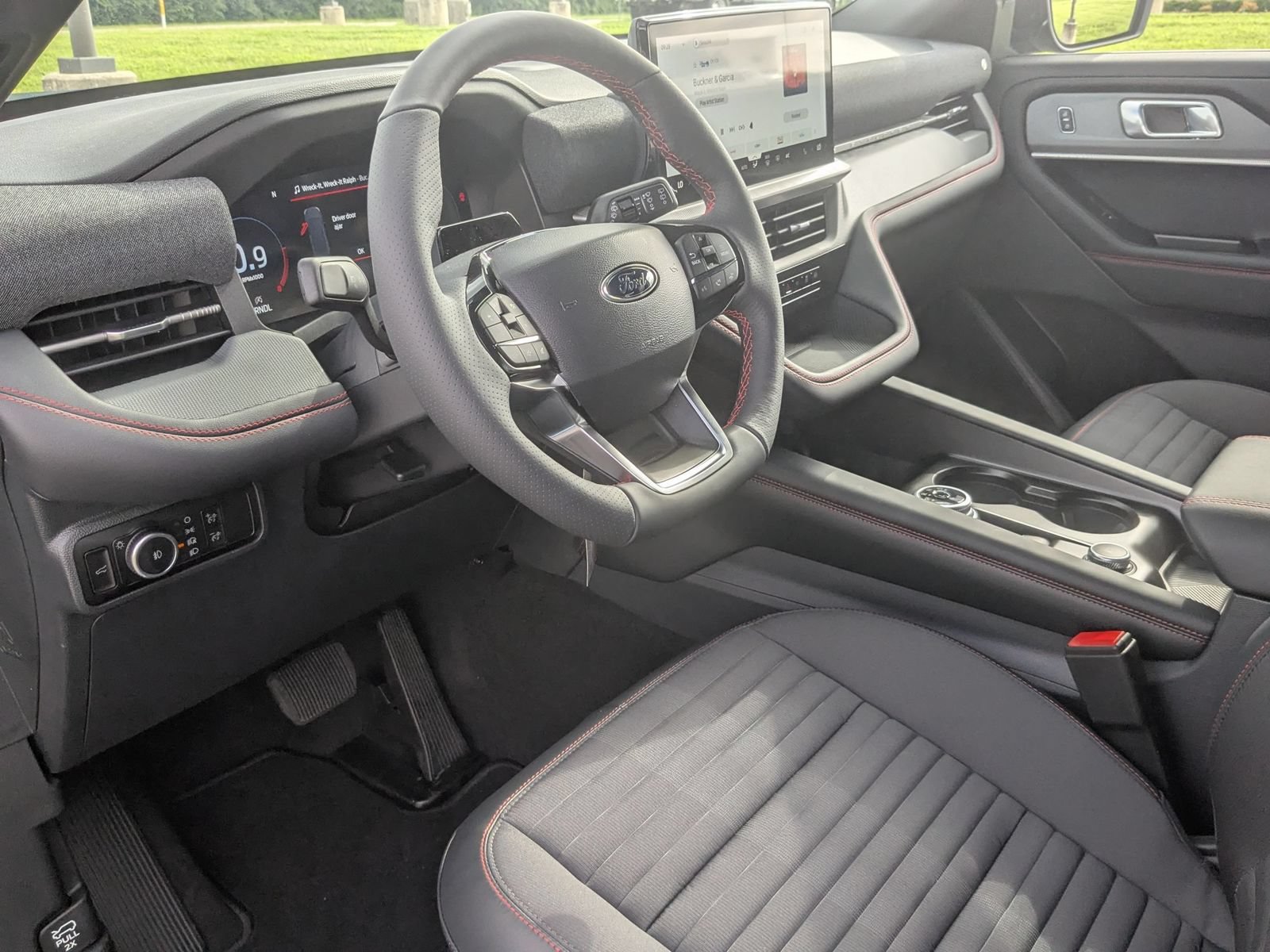 New 2026 Ford Explorer ST-Line AWD/4WD image 15