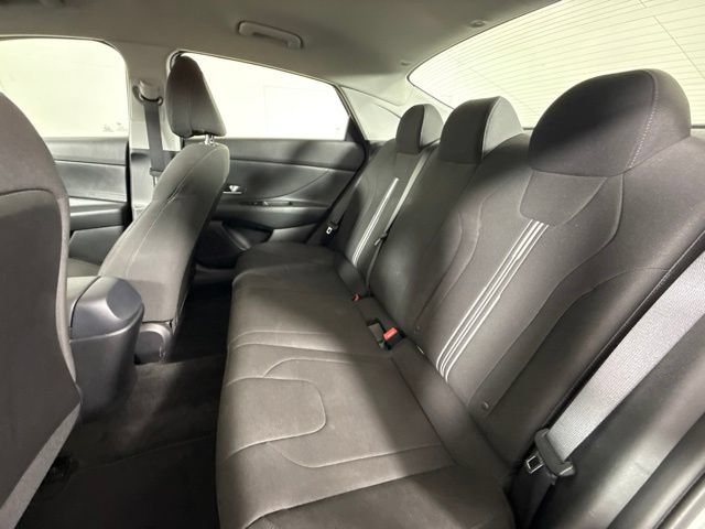 Used 2021 Hyundai Elantra SEL FWD image 26
