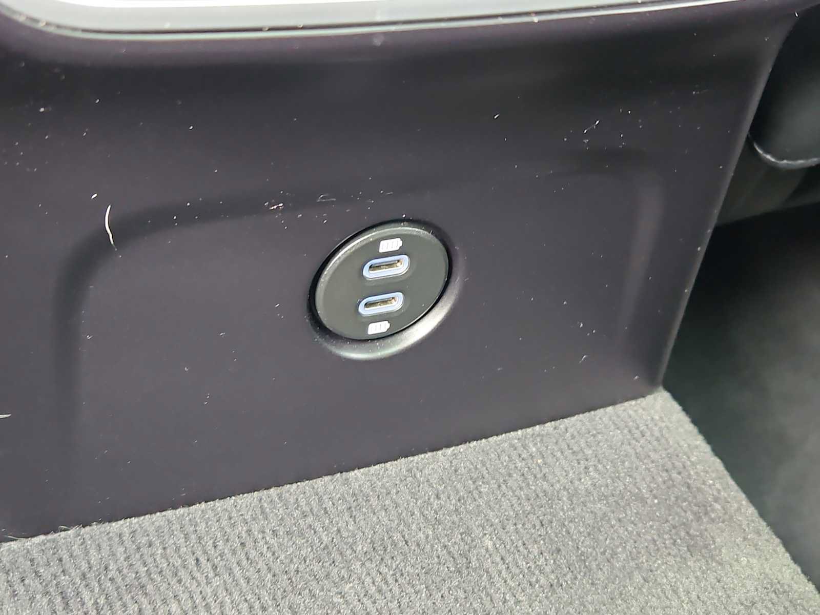 Used 2021 Porsche Macan AWD/4WD image 44