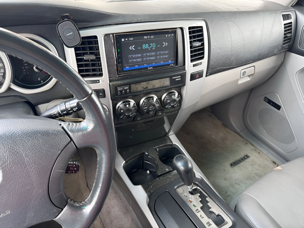 Used 2005 Toyota 4Runner Limited AWD/4WD image 23