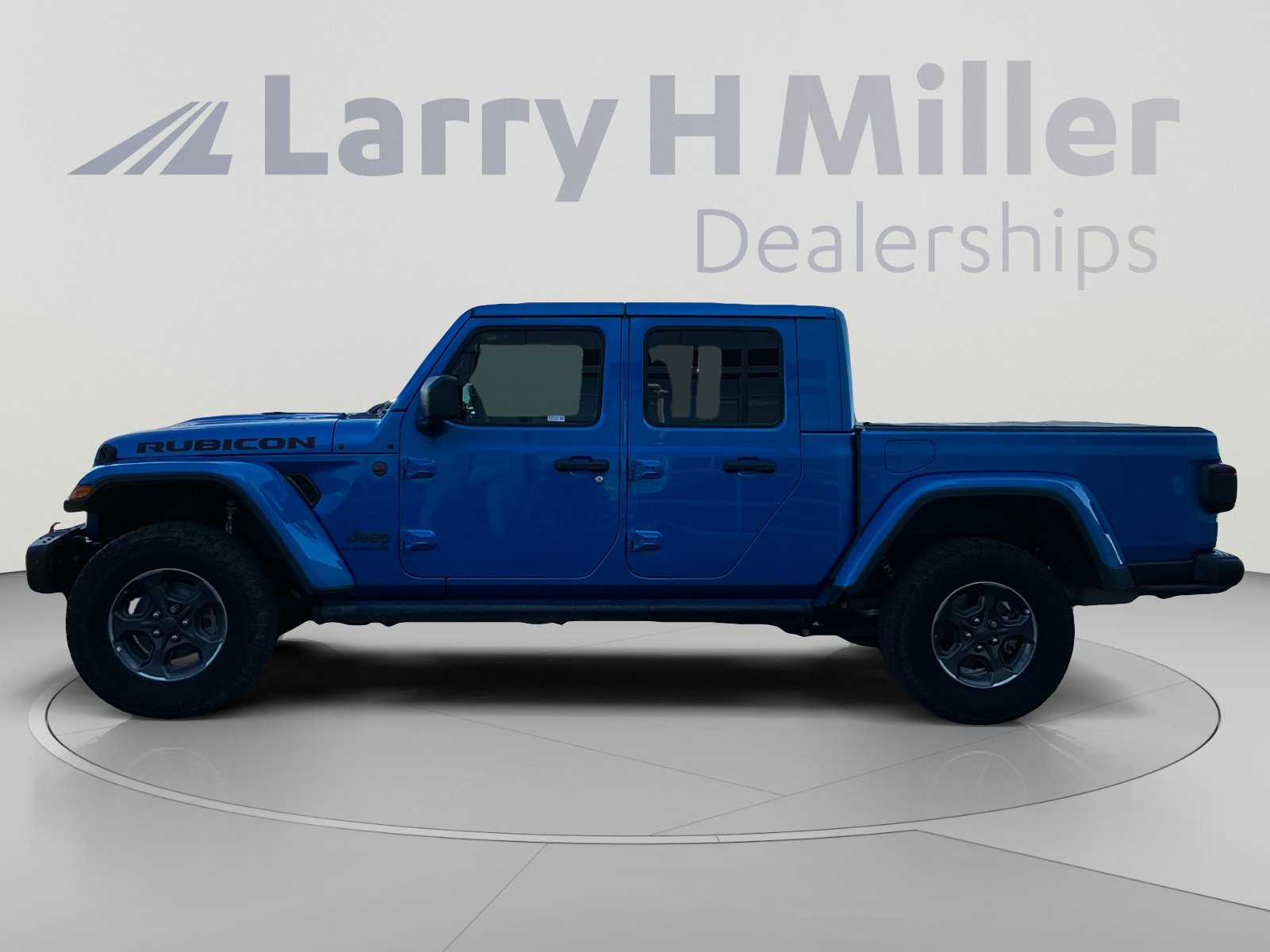 Used 2020 Jeep Gladiator Rubicon AWD/4WD image 2