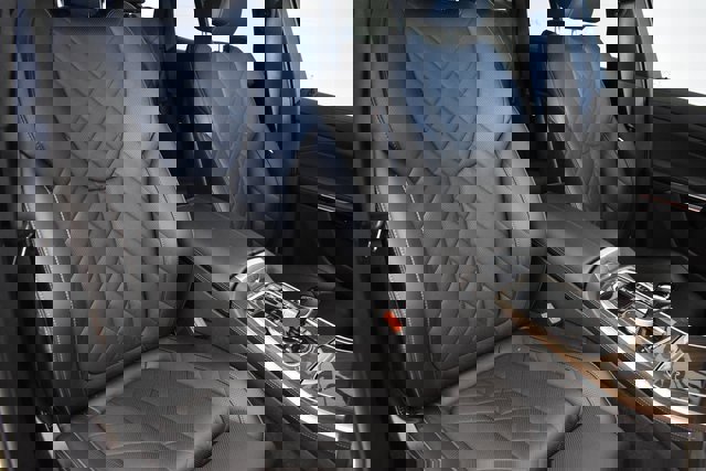 Used 2023 BMW X5 xDrive40i w/ Premium Package image 6