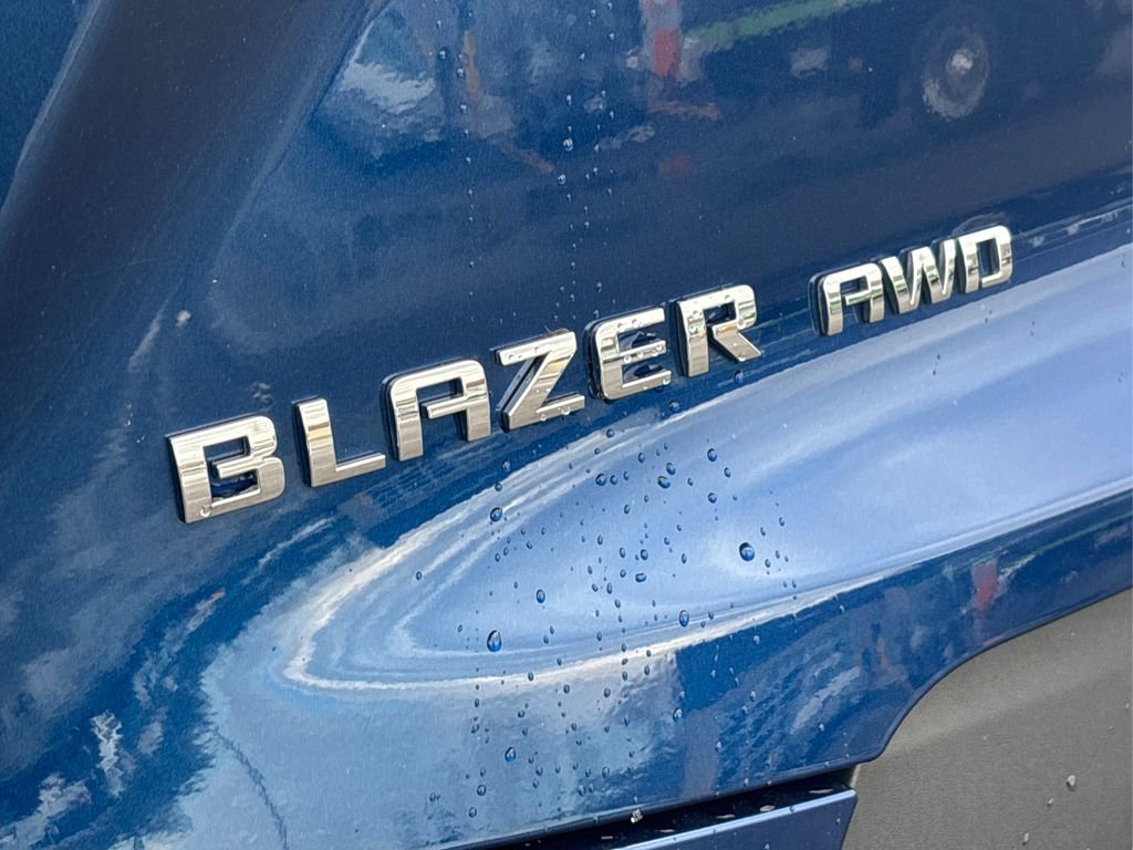 Used 2023 Chevrolet Blazer LT image 14