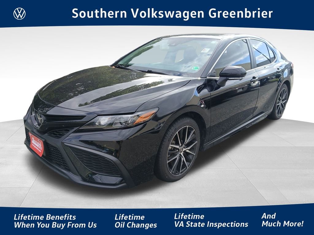 Used 2024 Toyota Camry SE