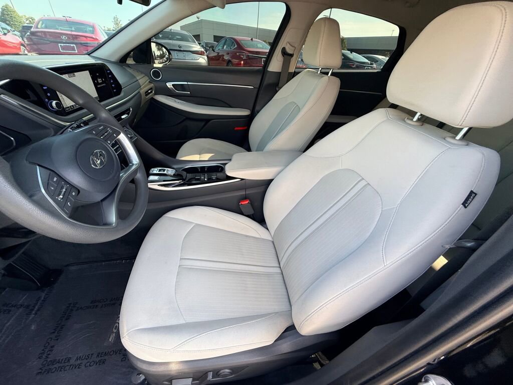 Used 2023 Hyundai Sonata SEL w/ Cargo Package image 5