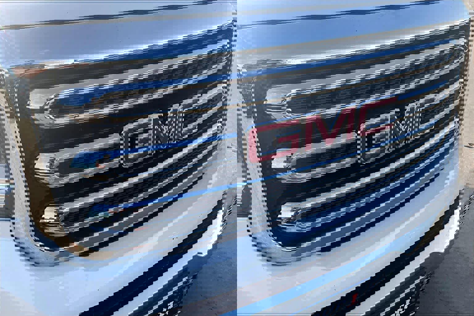 Used 2017 GMC Canyon SLT w/ Driver Alert Package image 30