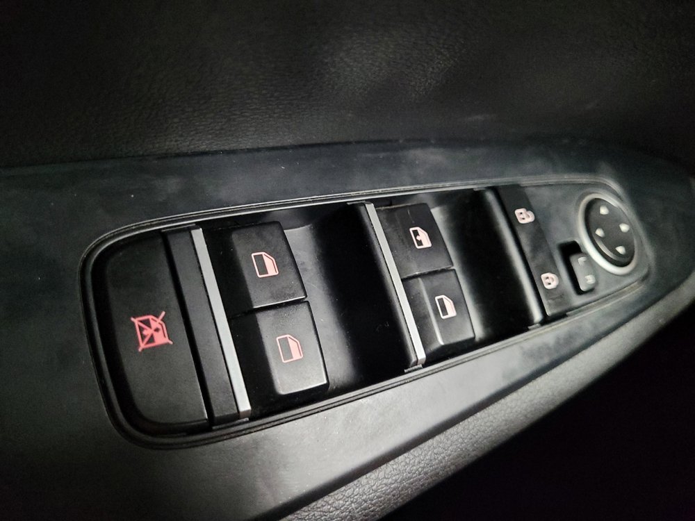 Used 2020 Kia Forte LXS image 27