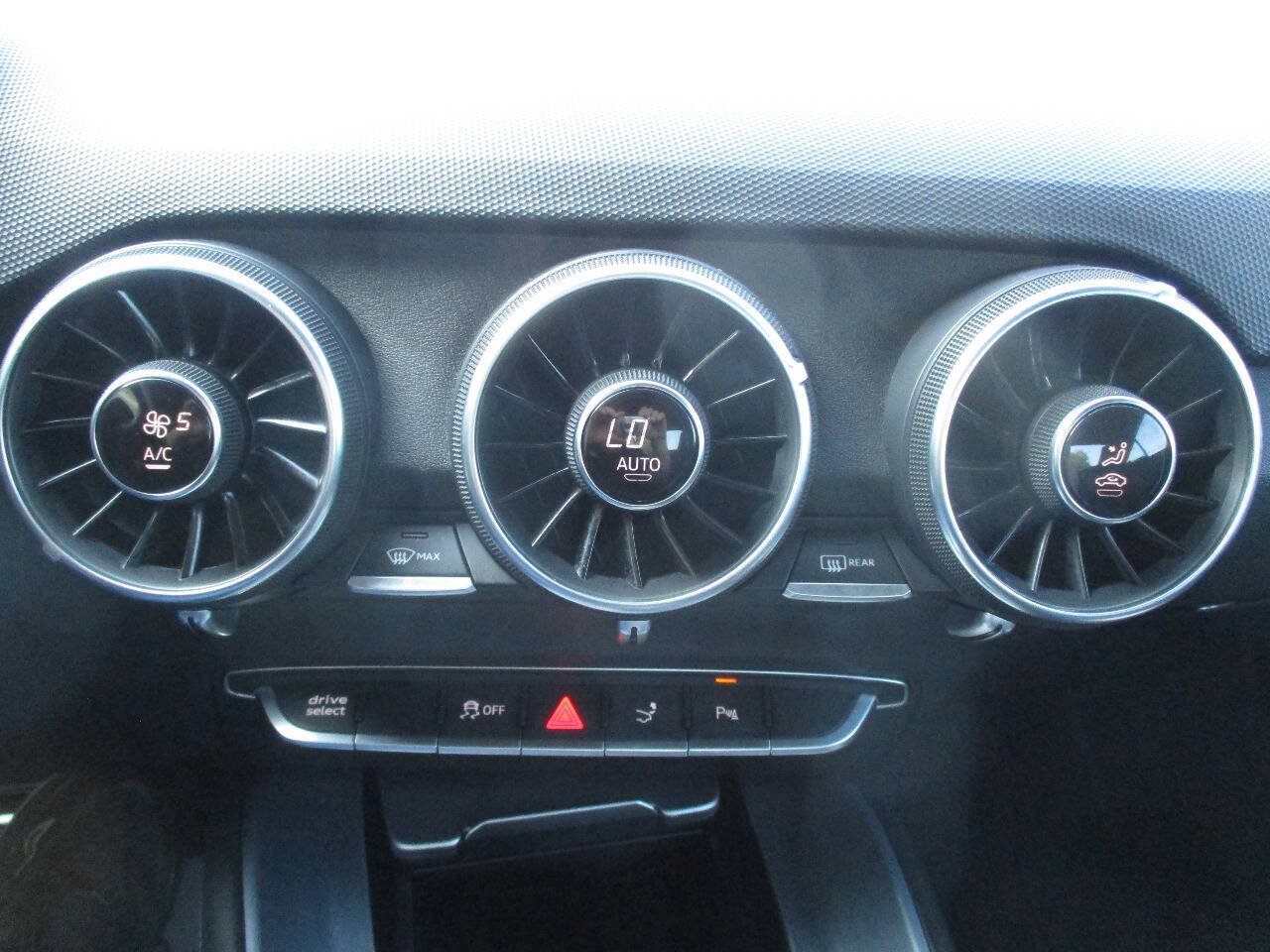 Used 2018 Audi TTS 2.0T Coupe w/ Technology Package AWD/4WD image 38